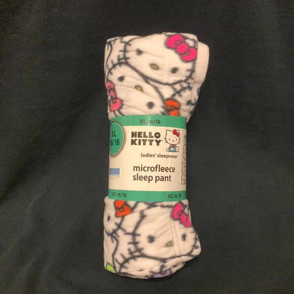 Hello Kitty Intimates & Sleepwear Hello Kitty Micro Fleece Sleep